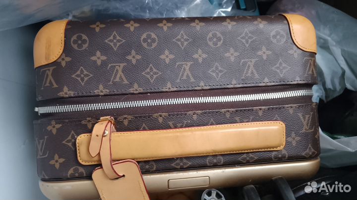 Чемодан louis vuitton