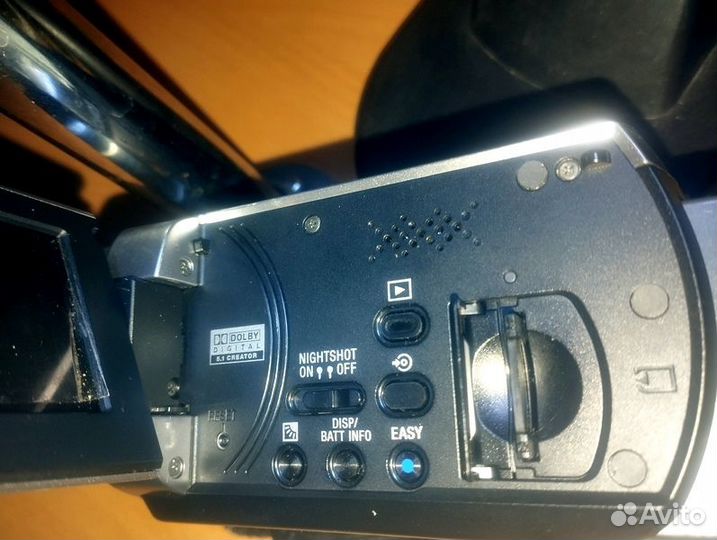 Видеокамера Sony DCR-SR220E 60 Гб