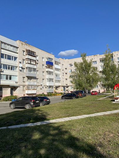 3-к. квартира, 97 м², 2/5 эт.