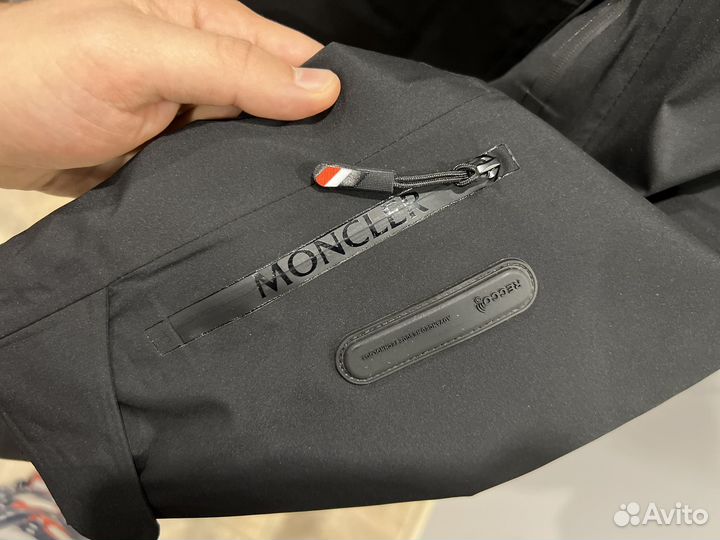 Зимняя мужская куртка пуховик Moncler grenoble