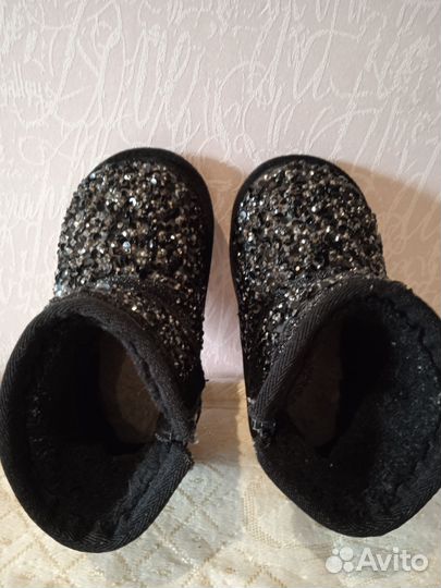 Ugg угги детские 24 р. Для девочки с камнями