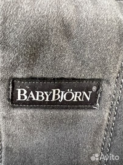 Шезлонг babybjorn с игрушкой