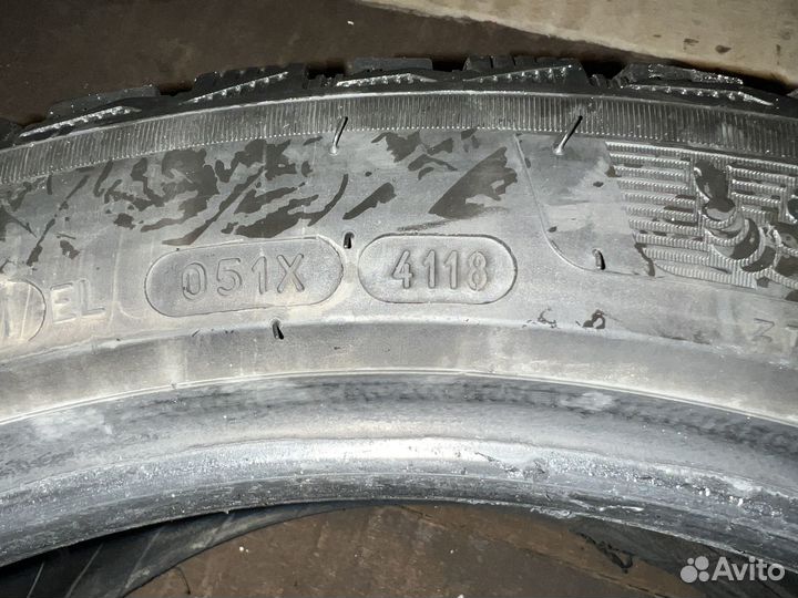 Michelin X-Ice North 4 235/45 R18