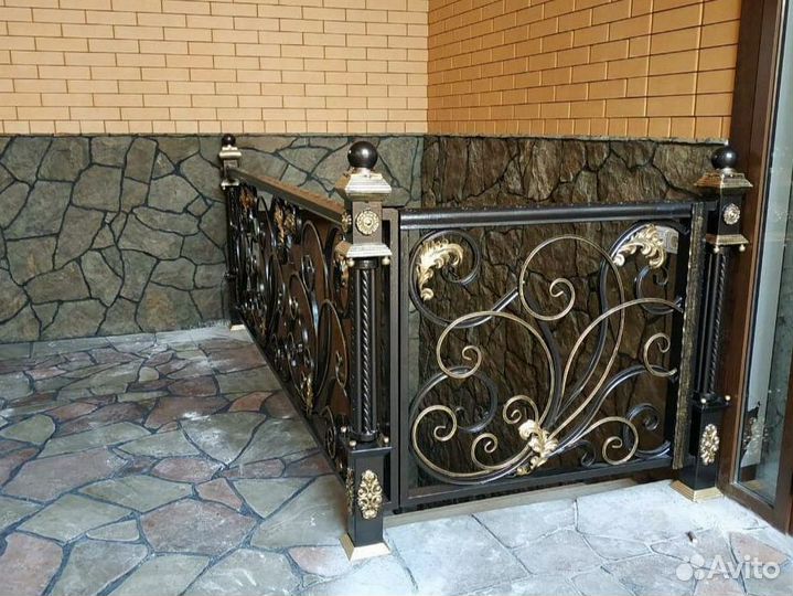 Кованные перила для лестниц и балконов