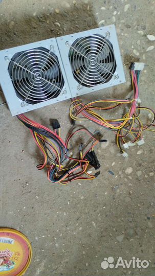 Два блок питания