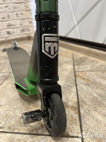 Самокат mongoose rise 100 pro freestyle scooter