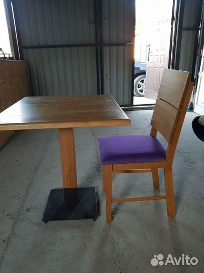 Стол и 4 стула