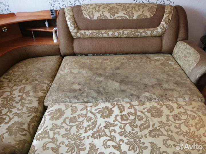 Выездная химчистка на дом мягкой мебели, ковров