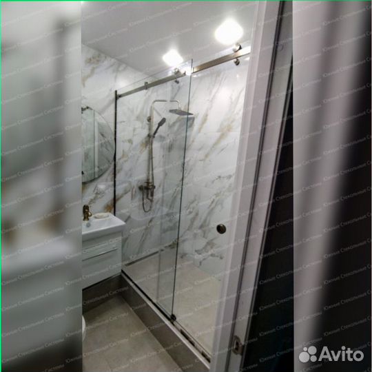 Душевое стеклянное ограждение на заказ