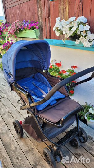 Прогулочная коляска