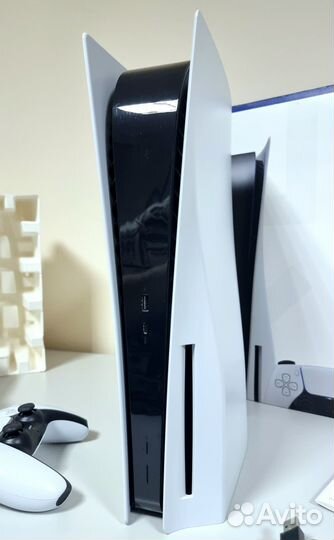 Sony PlayStation 5 (с дисководом)