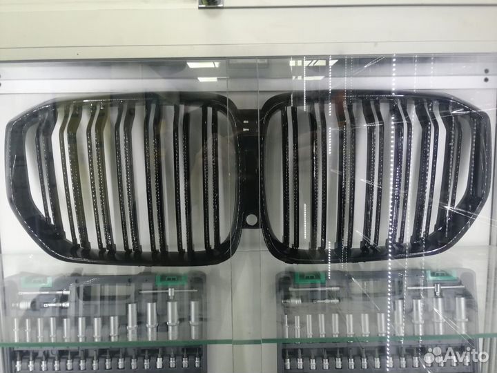 Решетка радиатора BMW X5 G05 черная