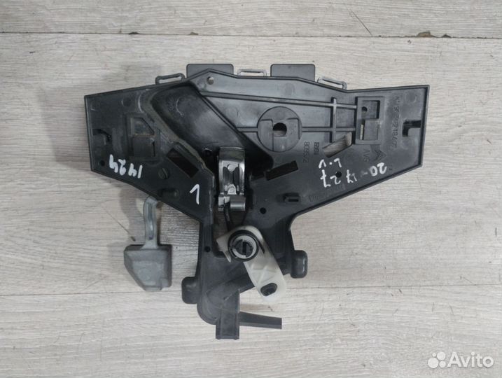 Ручка внутренняя задняя левая Citroen C5 рест