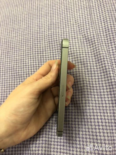 iPhone 5S, 16 ГБ