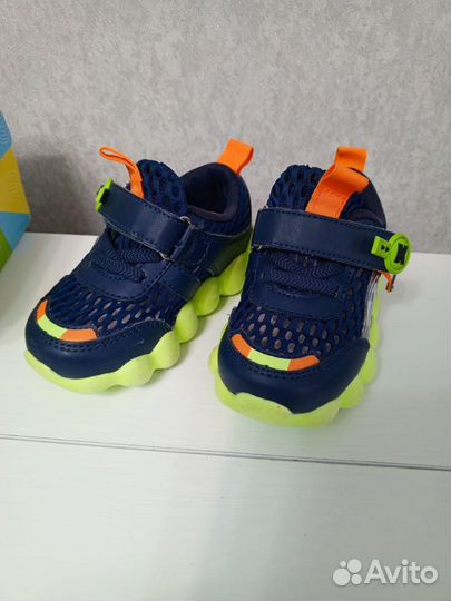 Кроссовки детские kapika