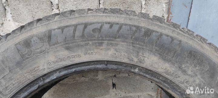 Michelin Radial XSE 235/60 R18 107V
