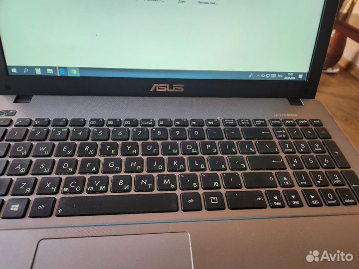 Ноутбук asus