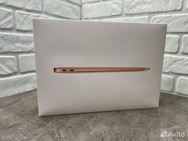 Apple MacBook Air 13 2020 M1 256Gb 8Gb новый