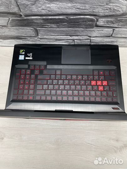 Игровой Ноутбук HP omen 15-ce002TX