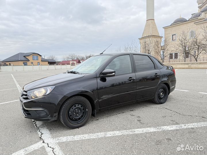 LADA Granta 1.6 МТ, 2023, 39 000 км