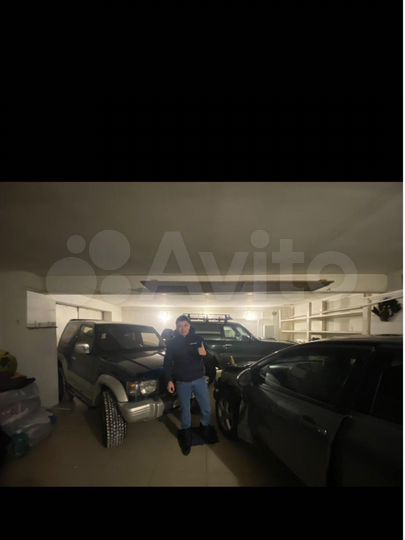 Гараж, > 30 м²