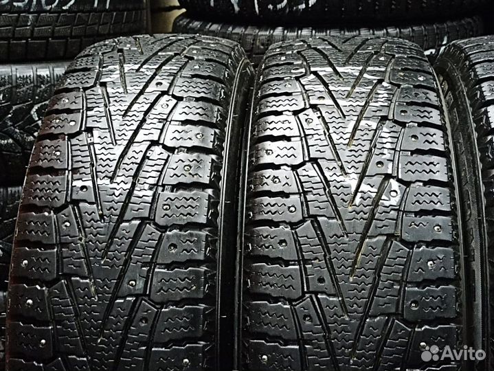 Roadstone Winguard WinSpike SUV 215/70 R16C 108T