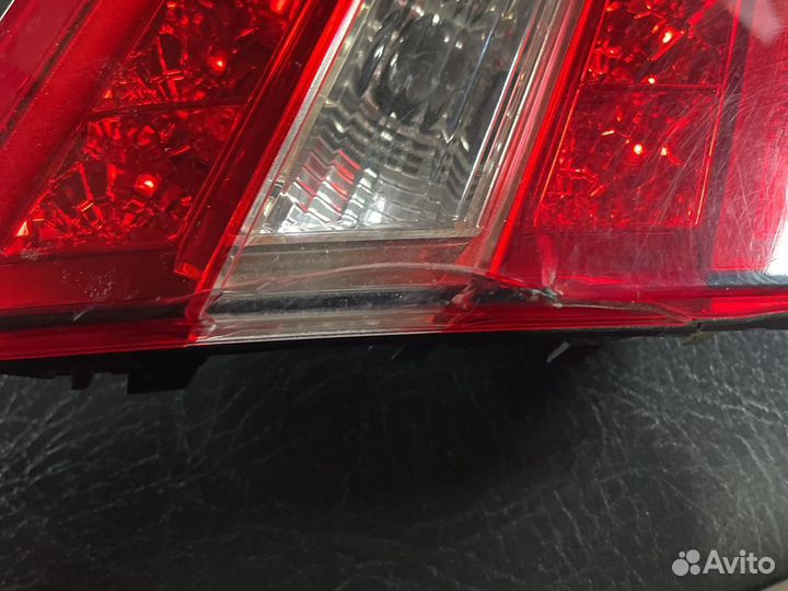 Задний фонарь в крышку Мерседес С207 купе левый