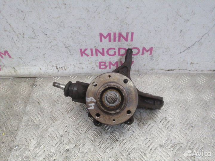 Кулак передний правый Peugeot 308 EP6 2012