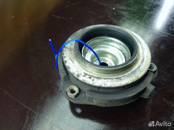 Опора и подшипник амортизатора VAG 3905