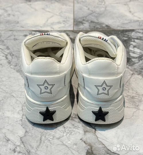 Кроссовки женские Dior