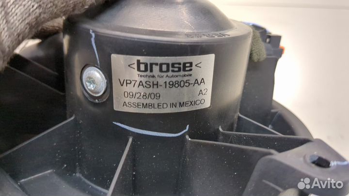 Двигатель отопителя Infiniti QX56