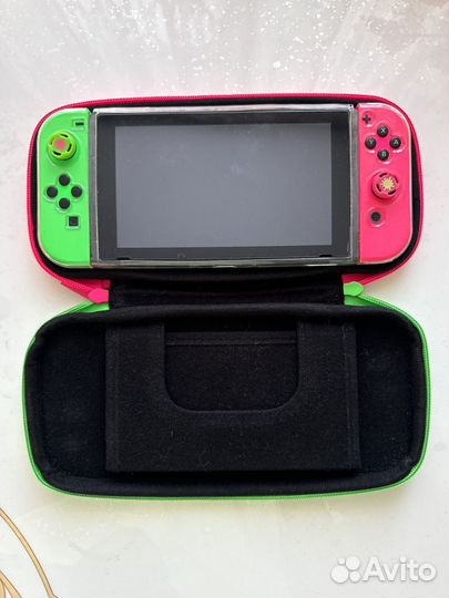 Nintendo switch rev 1 прошитая (+ чехлы)