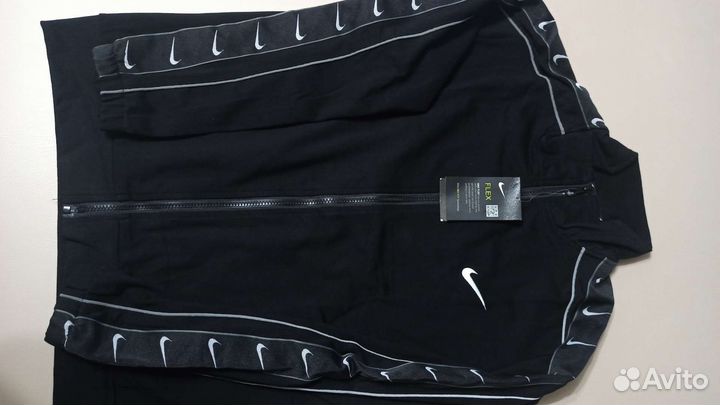 Спортивная кофта Nike