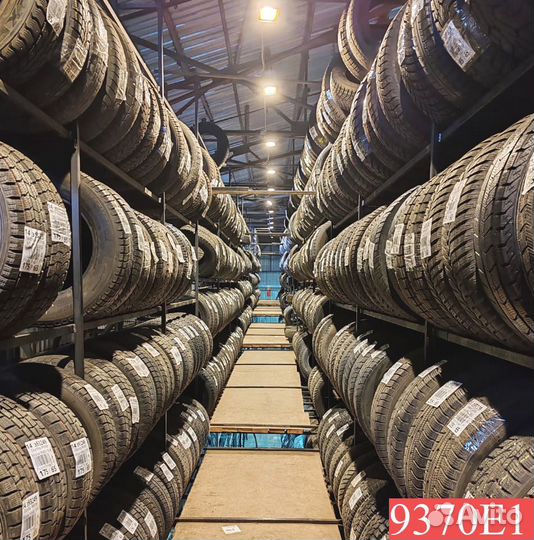 Goodyear Ultragrip Ice Arctic 215/65 R17 99Q