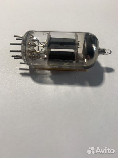 Радиолампа Philips miniwatt ECC 82