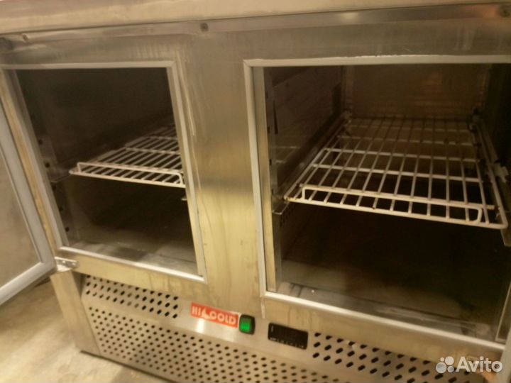 Холодильный стол hicold для пиццы с саладеттой