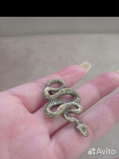 Новая миниатюрная фигурка Змея