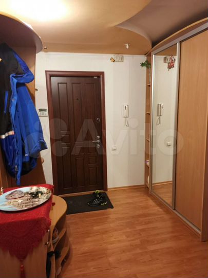2-к. квартира, 54 м², 5/5 эт.
