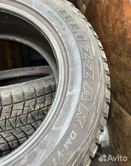 Bridgestone Blizzak DM-V1 225/65 R17