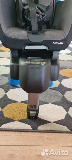 Детское кресло Recaro optiafix isofix