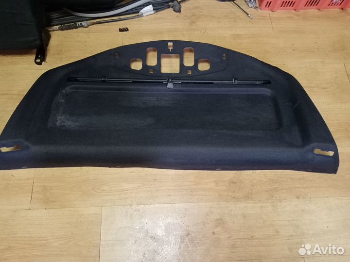 Рено Меган 2 седан задняя полка