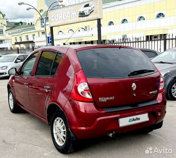 Renault Sandero, 2012