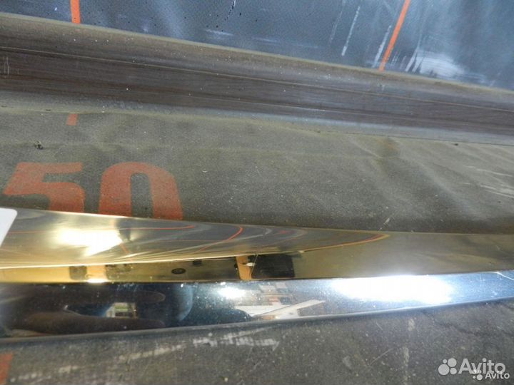 Молдинг решетки радиатора - Toyota Camry XV50