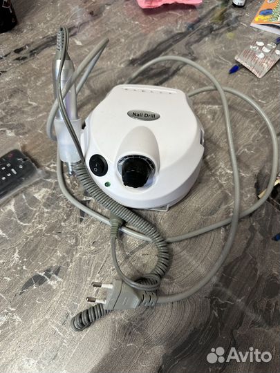 Маникюрная машинка