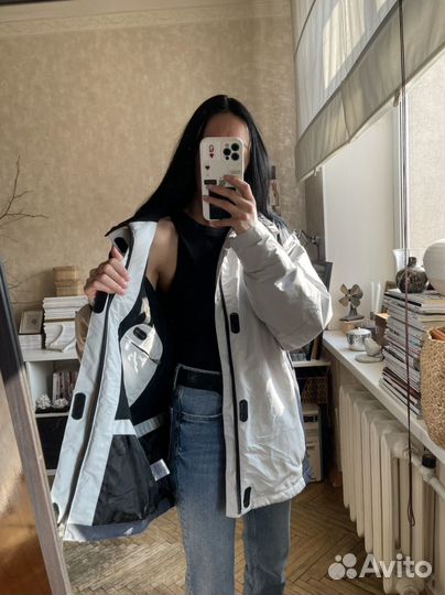 Куртка в спортивном стиле