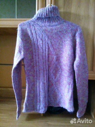 Свитер р.44