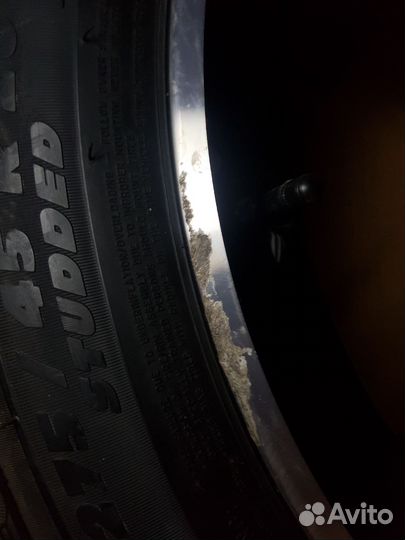 Оригинальный зимний комплект колес R20 в сборе