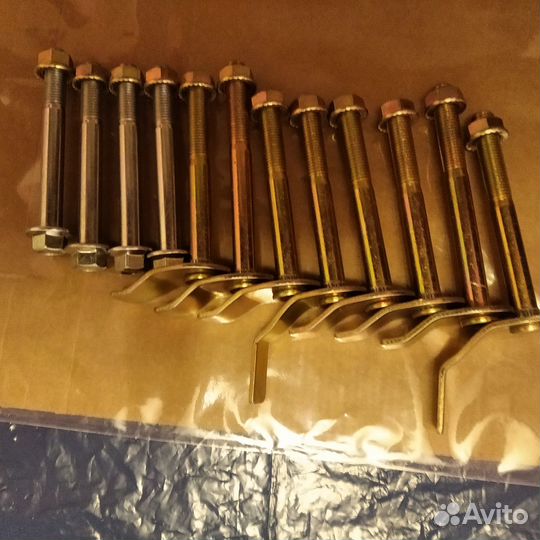 К-Т Болтов подушек кузова Паджеро 2 W45V