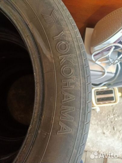 Yokohama BluEarth E70BZ 215/55 R17 94V