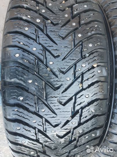 Nokian Tyres Hakkapeliitta 8 SUV 235/55 R17